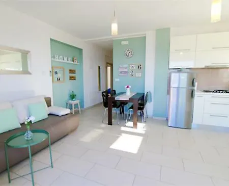 Slanica-vlake 8a Apartment *