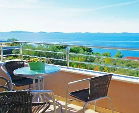 Apartment Slanica-vlake 8a Murter